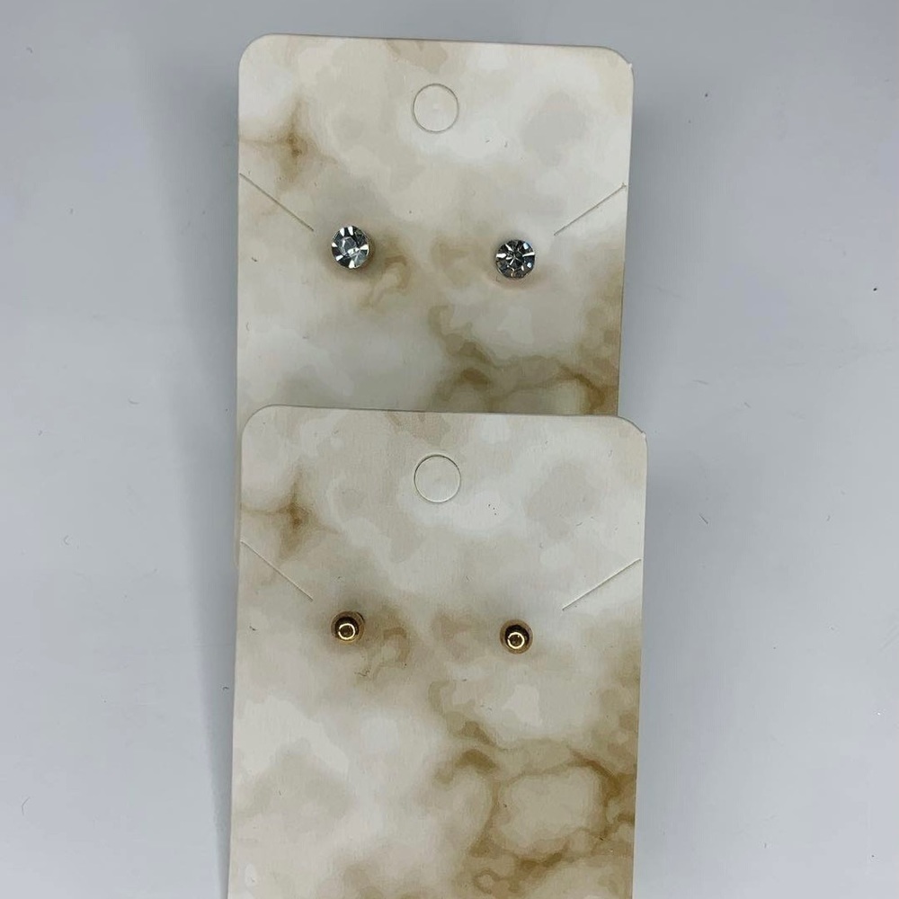 Gold stud earring set - Picture 2 of 4